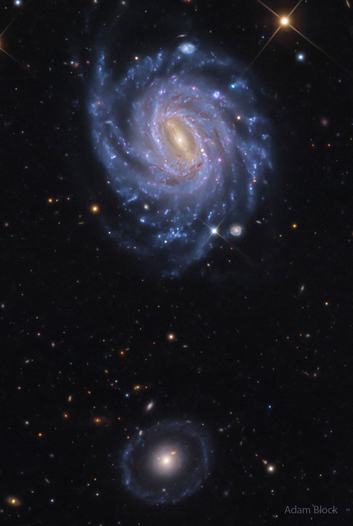 NASA obrázek dne: NGC 3660 a Burçinova galaxie