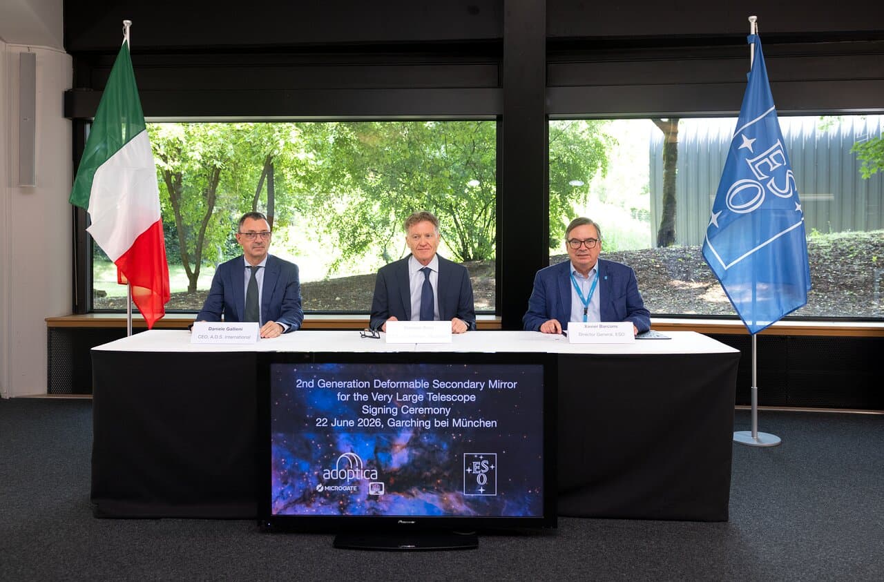 ESO podepsalo smlouvu na dodávku deformovatelného zrcadla nové generace pro VLT
